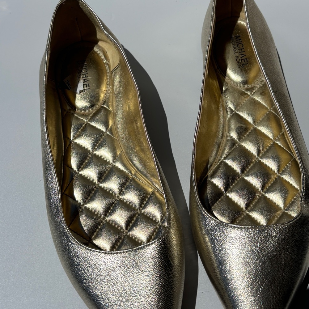 Michael Kors Metallic Gold Flats 9.5 leather ballet shoes - Picture 2 of 9